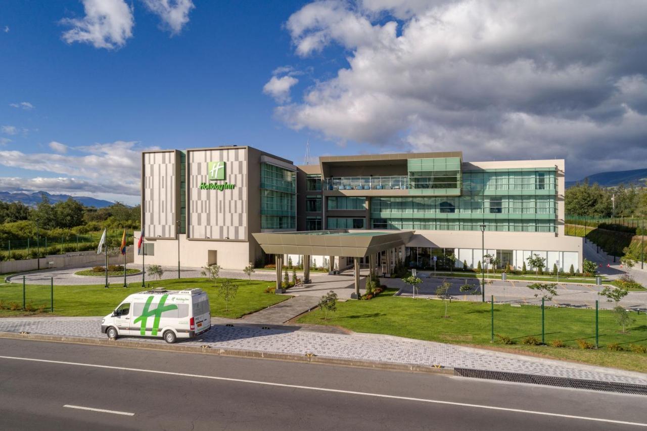 Holiday Inn - Quito Airport By Ihg Tababela Eksteriør billede The new headquarters of the company in San Sebastián, Spain.